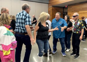 LW older group dancing